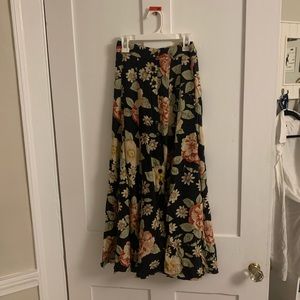 Vintage floral midi skirt